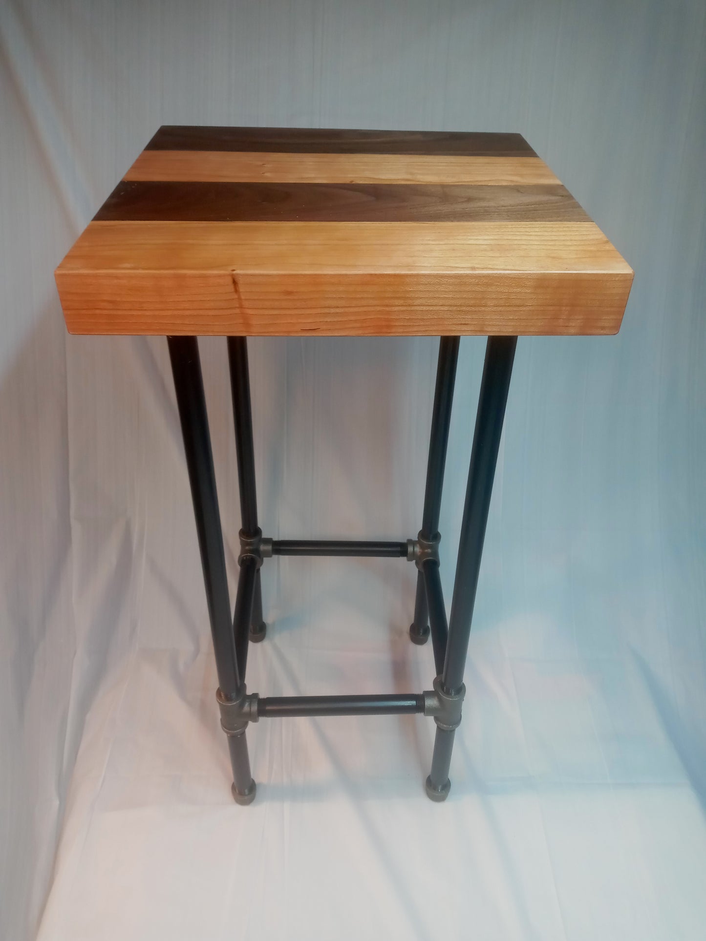 1008 - Wood and Iron Pipe Stool